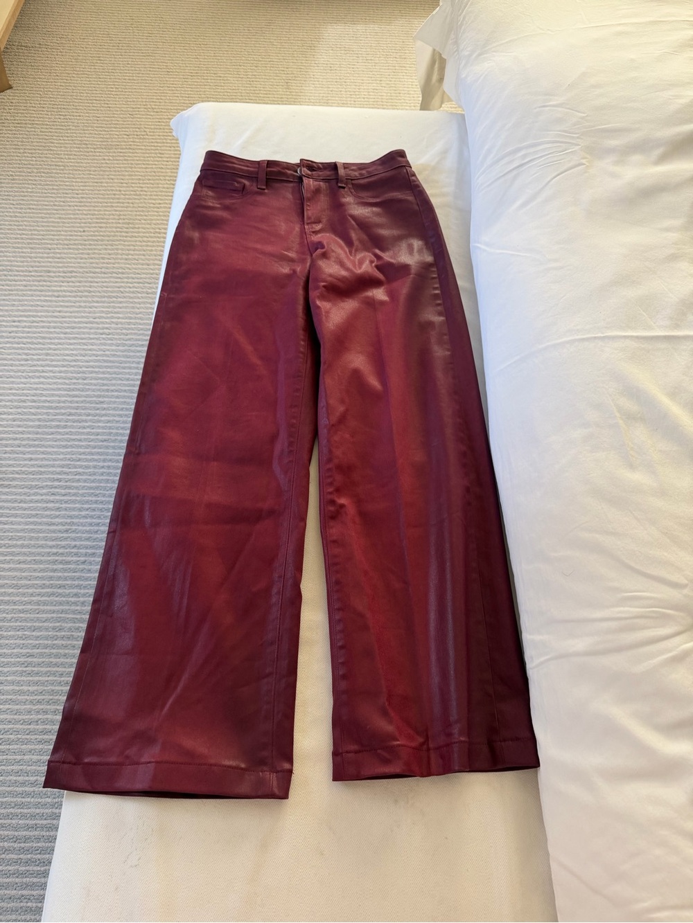 L’AGENCE Kendra Coated Flare Jeans Burgundy Syrah Size 25 Excellent condition